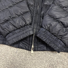 Load image into Gallery viewer, Moncler Garin Navy Size 5

