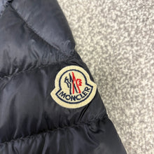 Load image into Gallery viewer, Moncler Garin Navy Size 5
