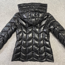 Load image into Gallery viewer, Women’s Moncler Badete Black Size 0
