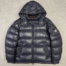 Load image into Gallery viewer, Moncler Maya Navy Size 3
