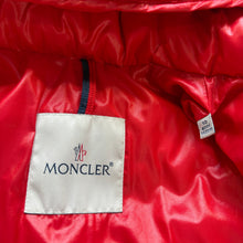 Load image into Gallery viewer, Moncler Maya Red Age10
