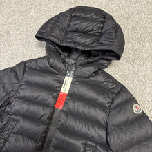 Load image into Gallery viewer, Moncler Rook Black Age 6
