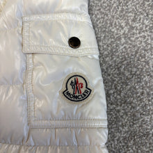 Load image into Gallery viewer, Moncler Bady White Age 14

