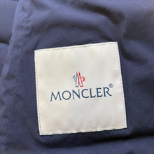 Load image into Gallery viewer, Moncler Acorus Navy Size 3
