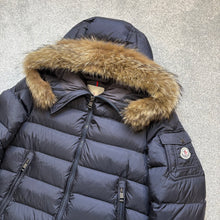 Load image into Gallery viewer, Moncler Byron Navy Size 3
