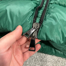 Load image into Gallery viewer, Women’s Moncler Seritte Green Size 1
