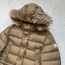 Load image into Gallery viewer, Moncler Cluny Khaki Size 2

