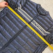 Load image into Gallery viewer, Moncler Renald Navy Size 7
