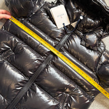 Load image into Gallery viewer, Moncler Maya Black Size 3
