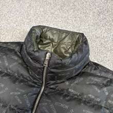 Load image into Gallery viewer, Moncler Pouctal Reversible Jacket Khaki/Black Size 3
