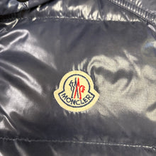Load image into Gallery viewer, Moncler Lacet Gilet Navy Size 3
