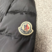 Load image into Gallery viewer, Women’s Moncler Artemis Black Size 3
