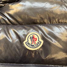 Load image into Gallery viewer, Moncler Tib Gilet Black Age 14
