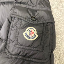 Load image into Gallery viewer, Moncler Marque Black Size 7
