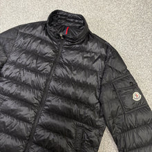 Load image into Gallery viewer, Moncler Lambot Black Size 4
