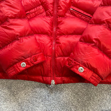 Load image into Gallery viewer, Moncler Agay Red Size 5
