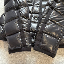 Load image into Gallery viewer, Women’s Moncler Armoise Black Size 1
