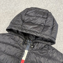 Load image into Gallery viewer, Moncler Rook Black Size 3
