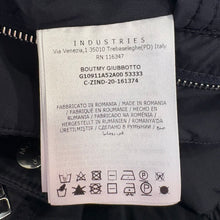 Load image into Gallery viewer, Moncler Boutmy Navy Size 5
