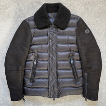 Load image into Gallery viewer, Moncler Mongioie Black Size 2
