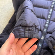 Load image into Gallery viewer, Moncler Byron Navy Size 2
