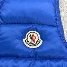 Load image into Gallery viewer, Moncler Gui Gilet Blue Age 10
