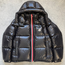 Load image into Gallery viewer, Moncler Montbeliard Black Size 5
