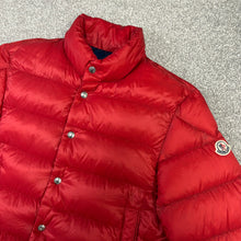 Load image into Gallery viewer, Moncler Piriac Red Size 2
