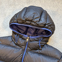 Load image into Gallery viewer, Moncler Chauvon Dark Navy Size 4
