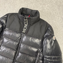 Load image into Gallery viewer, Moncler Bruel Black Size 3
