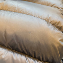 Load image into Gallery viewer, Moncler Chauvon Dark Navy Size 4
