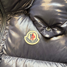 Load image into Gallery viewer, Moncler Bormes Gilet Navy Size 4
