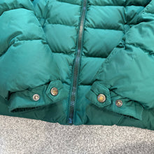 Load image into Gallery viewer, Moncler Byron Green Age 10
