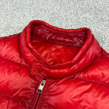Load image into Gallery viewer, Moncler Gui Gilet Red Size 6
