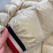 Load image into Gallery viewer, Moncler Alberic Cream Size 4

