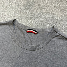 Load image into Gallery viewer, Moncler T-Shirt Grey Size Small
