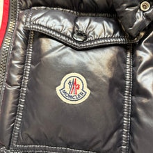 Load image into Gallery viewer, Moncler Montbeliard Black Size 5
