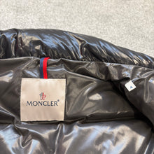 Load image into Gallery viewer, Moncler Tibb Gilet Black Size 4
