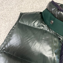 Load image into Gallery viewer, Moncler Balmat Gilet Green &amp; Navy Size 3

