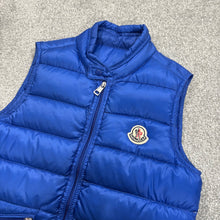 Load image into Gallery viewer, Moncler Gui Gilet Blue Age 10
