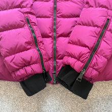 Load image into Gallery viewer, Women’s Moncler Betula Purple Size 4
