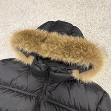 Load image into Gallery viewer, Moncler Marque Black Size 7
