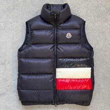Load image into Gallery viewer, Moncler Sovex Gilet Navy Size 3
