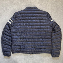 Load image into Gallery viewer, Moncler Renald Navy Size 7
