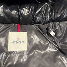 Load image into Gallery viewer, Moncler Maya Black Size 7
