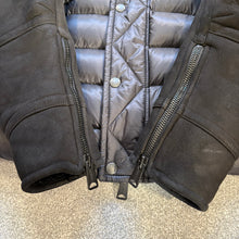 Load image into Gallery viewer, Moncler Mongioie Black Size 2
