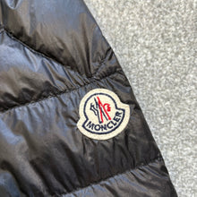 Load image into Gallery viewer, Moncler Gregoire Overshirt Black Size 3
