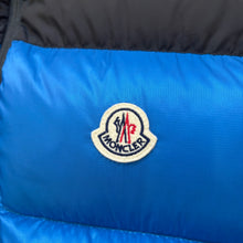 Load image into Gallery viewer, Moncler Ophrys Gilet Blue Size 5

