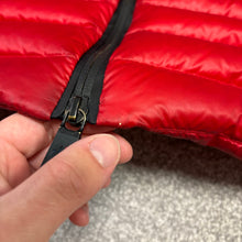 Load image into Gallery viewer, Moncler Grenoble Canmore Red Size 2
