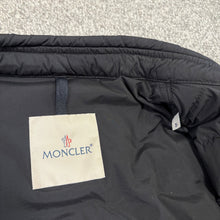 Load image into Gallery viewer, Moncler Nestor Black Size 5
